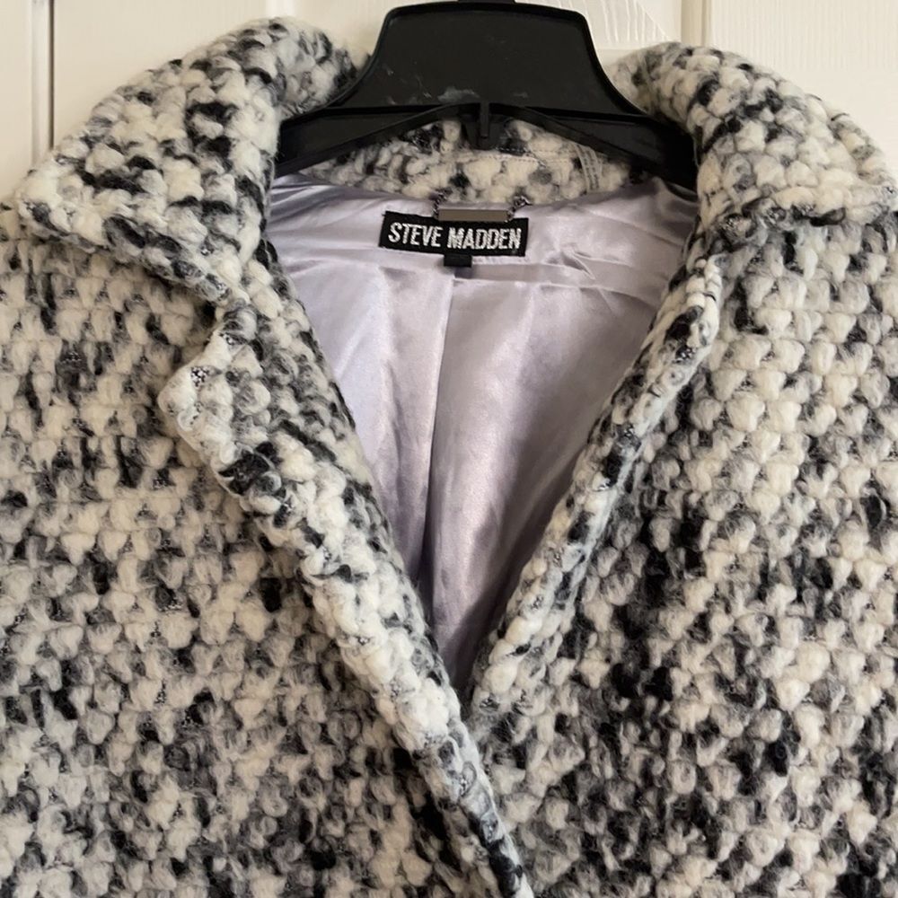 Steve Madden Black/White Coat size M - Picture 3 of 9
